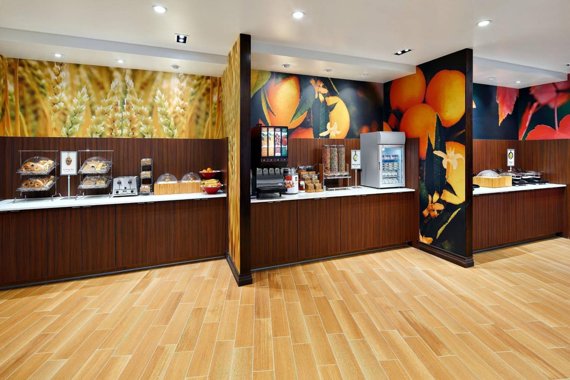 弗勒斯诺-优胜美地国际机场万枫套房酒店 弗雷斯诺 外观 照片